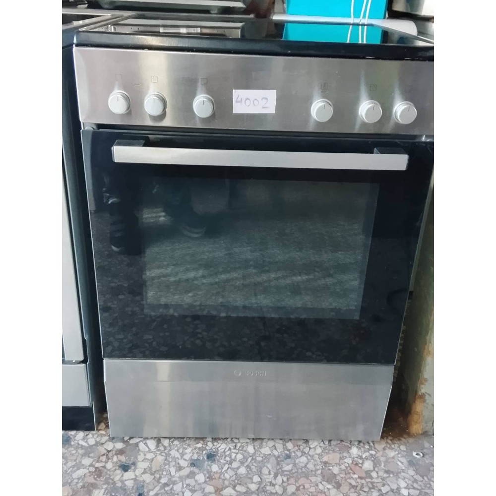 KOYZINA ΜΕ ΕΣΤΙΕΣ  ΚΕΡΑΜΙΚΕΣ BOSCH 